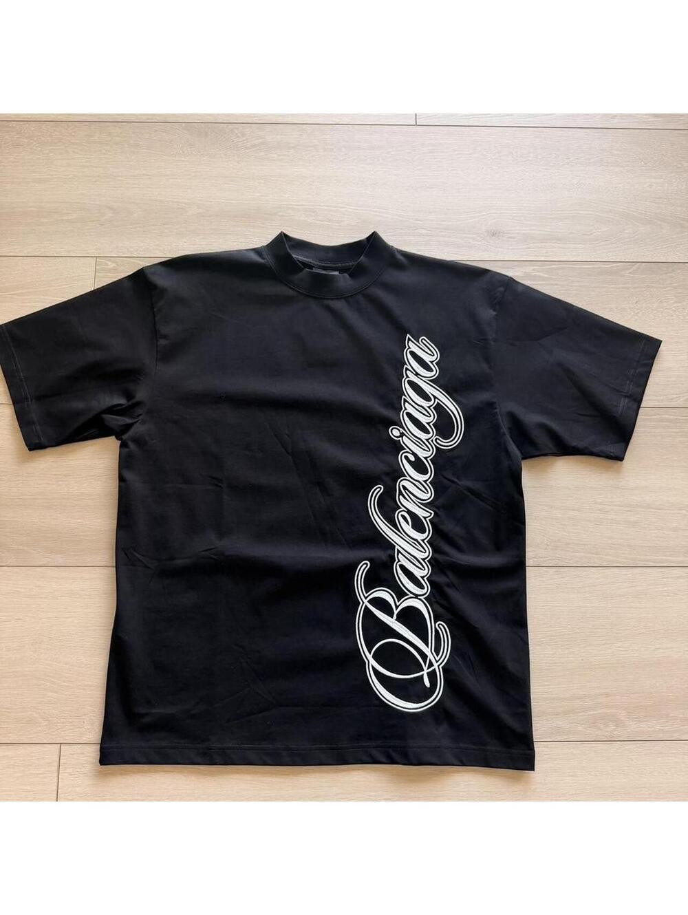 Balenciaga Men's Black Tshirt